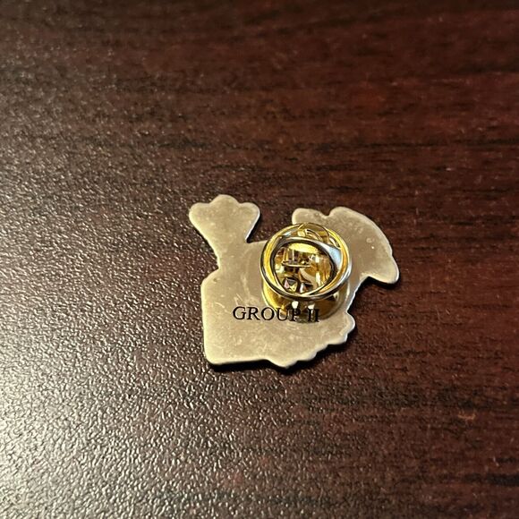 McDonald’s Ty Teenie Beanie Babies Blue Jay Employee Lapel Hat Pin - Picture 3 of 3